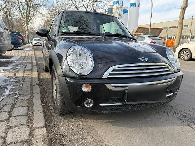 Second-hand Mini Cooper Cabriolet 115 CP (84 kW) 2007 Negru Cabrio