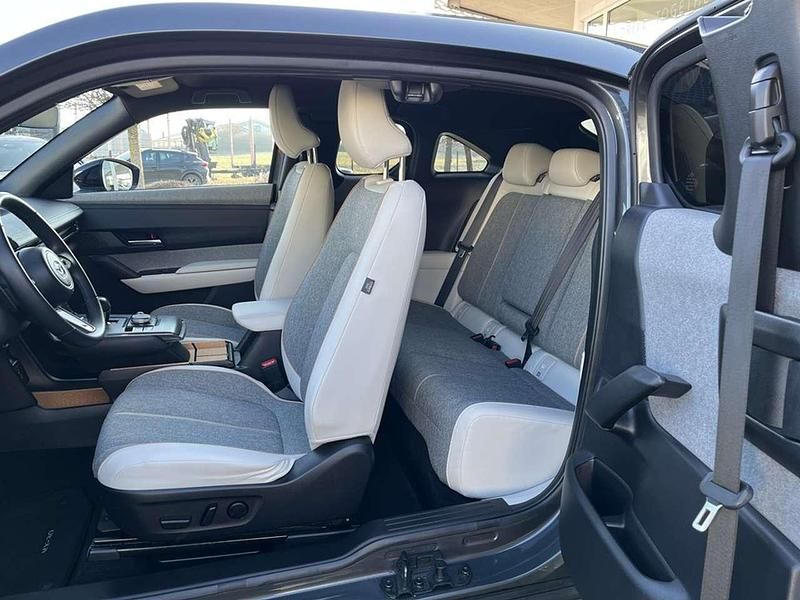 Gebraucht Mazda MX30 Ad'Vantage 80 kW (110 PS) 2023 Machine grey SUV