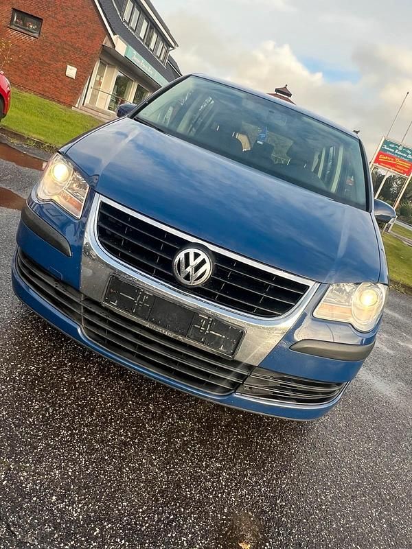 Blau Gebraucht 2007 VW Touran Van / Kleinbus | 4.700 € (Fairer Preis) - Bild 1/4