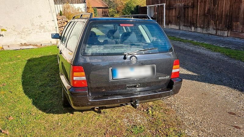 Gebraucht VW Golf III 101 PS (74 kW) 1998 Schwarz Kombi