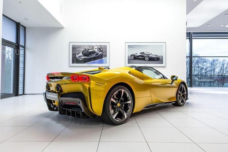 Gebraucht Ferrari SF90 2022 Gelb Cabrio