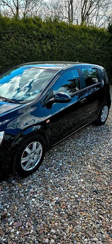Używany Chevrolet Aveo 98 KM (72 kW) 2012 Czarny Hatchback