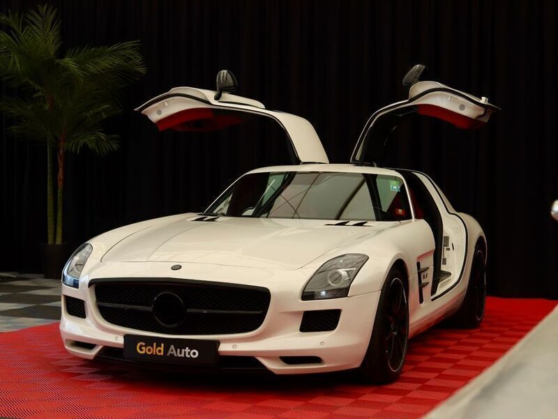 Weiß Gebraucht 2011 Mercedes SLS AMG AMG | 214.000 € - Bild 1/4