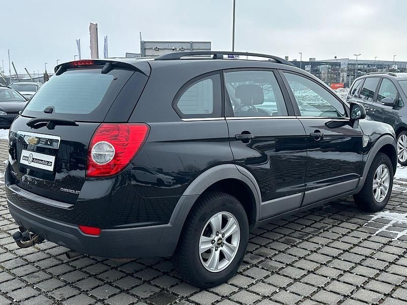 Gebraucht Chevrolet Captiva LS 136 PS (100 kW) 2009 Schwarz SUV