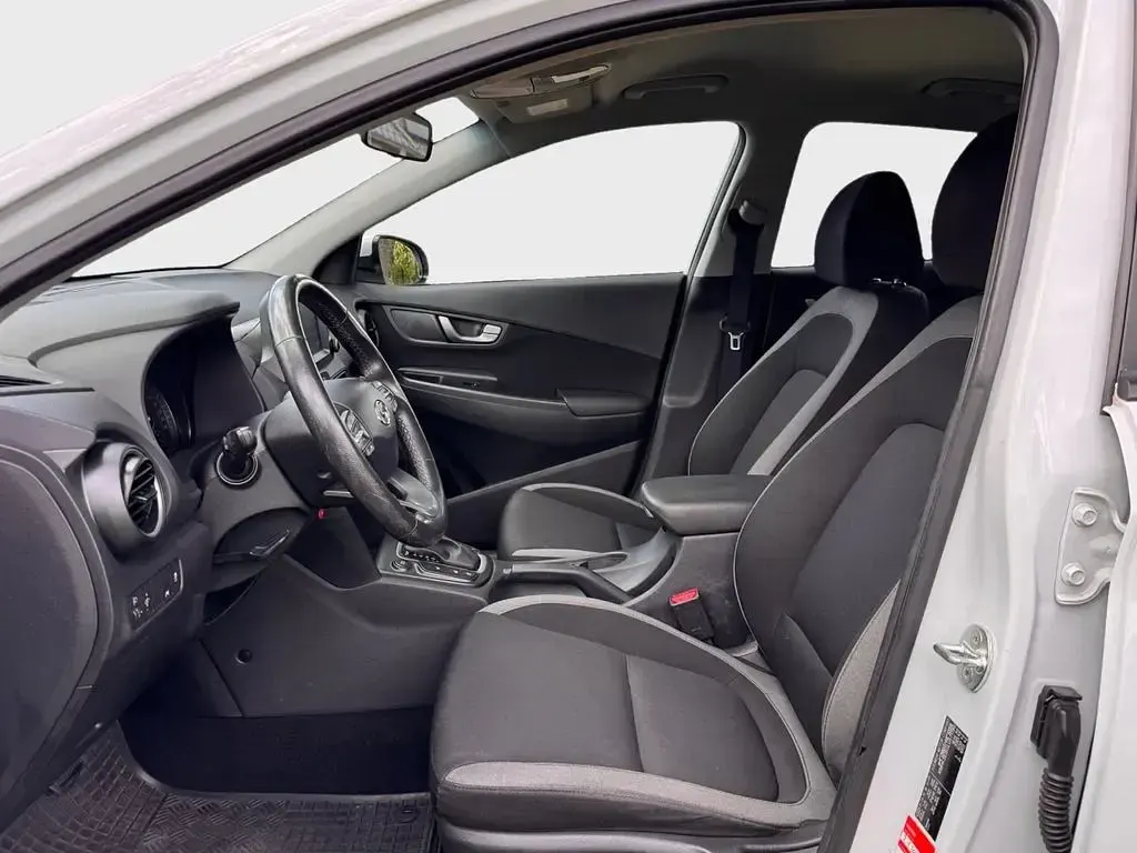 Gebraucht Hyundai Kona 177 PS (130 kW) 2021 Weiß SUV