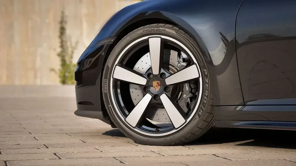 Neu Porsche 911 Targa 4S Chrono 480 PS (353 kW) 2026 Schwarz Cabrio
