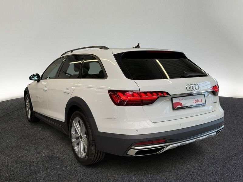 Gebraucht Audi A4 Allroad Ambiente 204 PS (150 kW) 2023 Ibisweiß Kombi