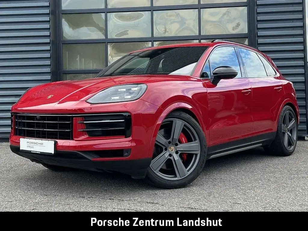 Gebraucht Porsche Cayenne 475 PS (349 kW) 2024 Rot SUV