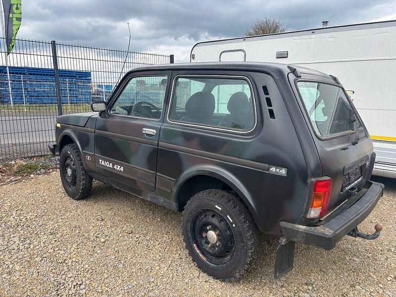 Gebraucht Lada Taiga 83 PS (61 kW) 2006 Schwarz SUV