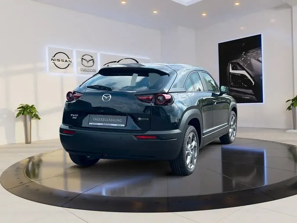 Gebraucht Mazda MX30 Exclusive-Line 106 kW (145 PS) 2024 Jet black SUV