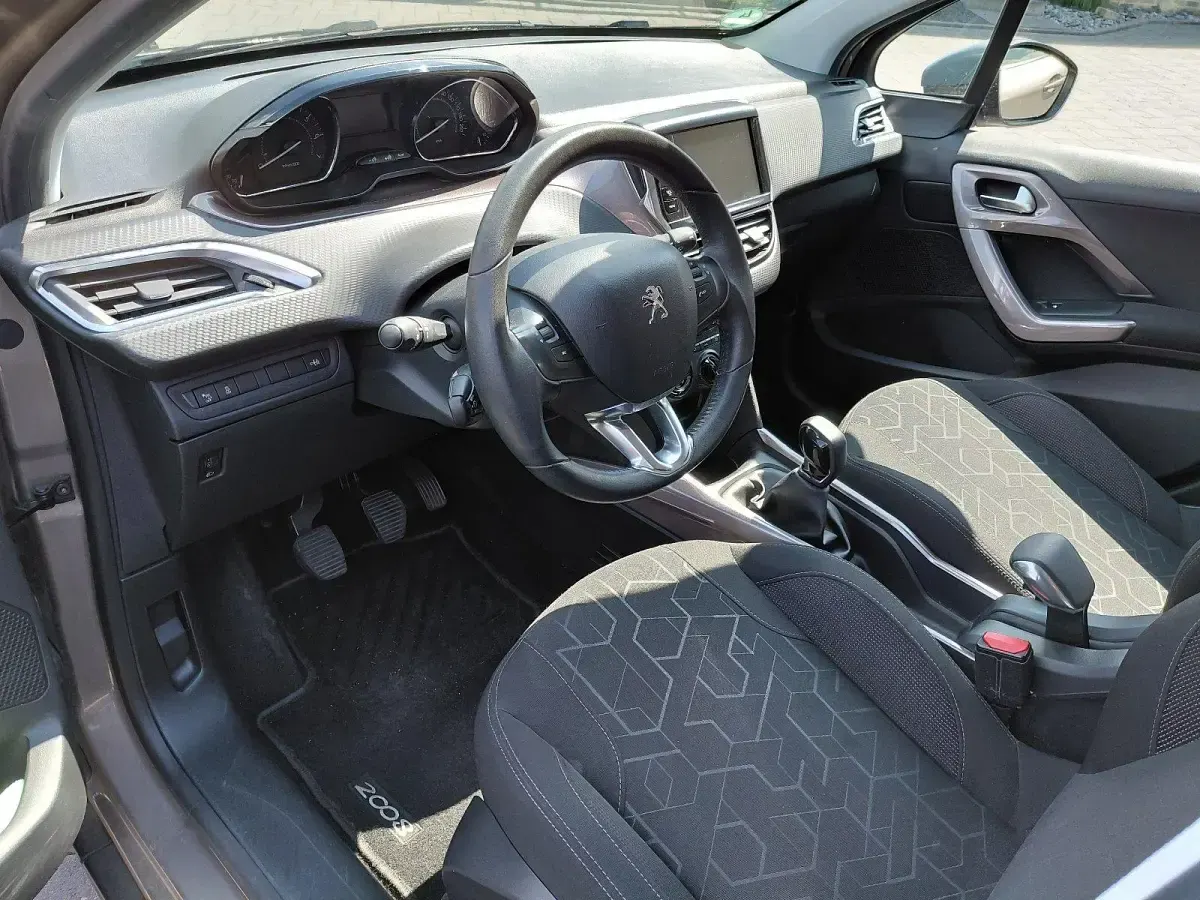 Gebraucht Peugeot 2008 80 PS (58 kW) 2013 Braun SUV