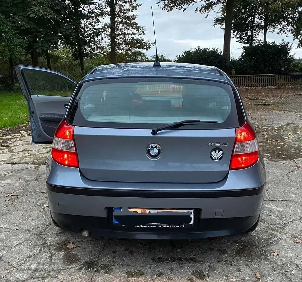 Gebraucht BMW 118 122 PS (89 kW) 2004 Kleinwagen