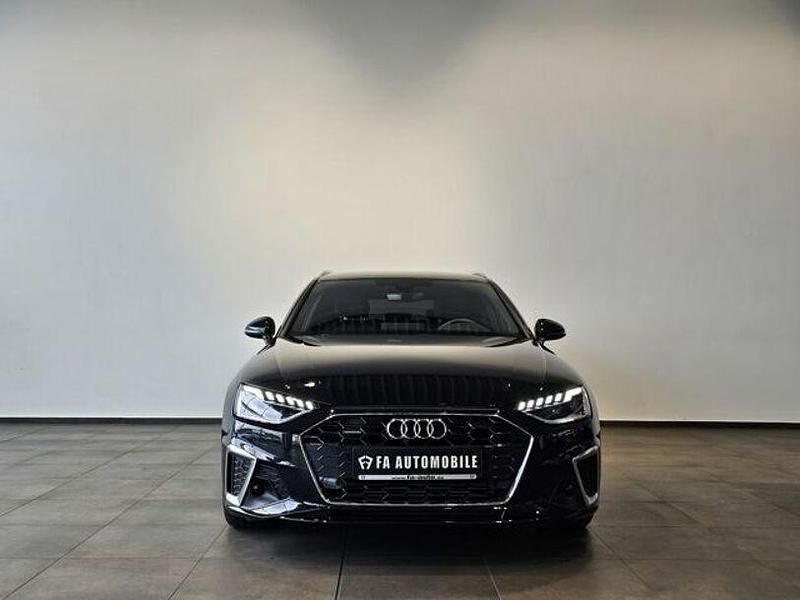Mythosschwarz metall (metallic) Gebraucht 2022 Audi A4 S-Line Kombi | 32.990 € (Fairer Preis) - Bild 1/2