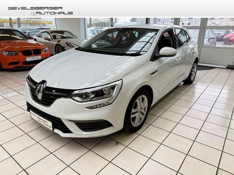 Weiß Gebraucht 2018 Renault Mégane IV Play Limousine | 10.980 € (Fairer Preis) - Bild 1/4