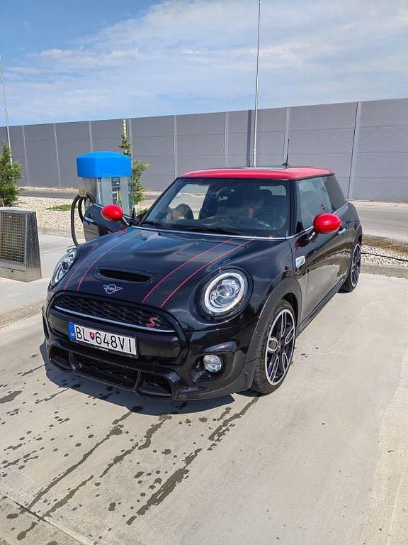 Gebraucht Mini Cooper S 192 PS (141 kW) 2019 Schwarz Kleinwagen