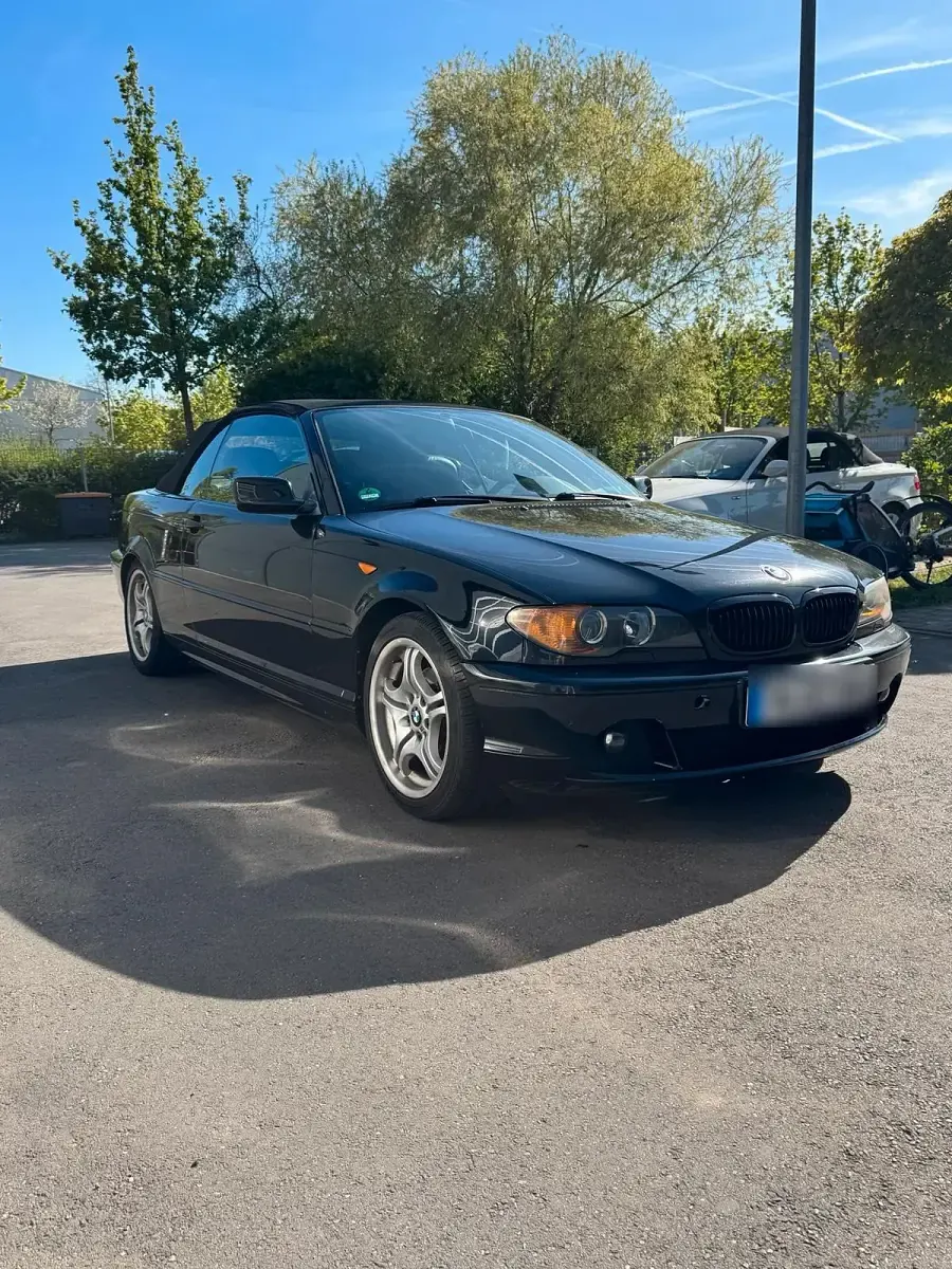 Gebraucht BMW 318 143 PS (105 kW) 2004 Schwarz Cabrio