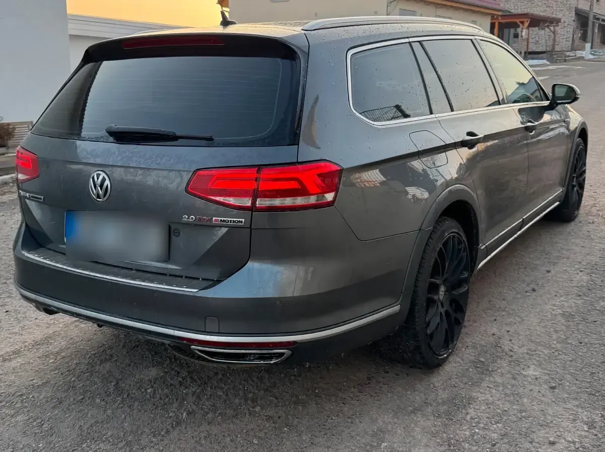 Gebraucht VW Passat Alltrack 240 PS (176 kW) 2016 Grau Kombi
