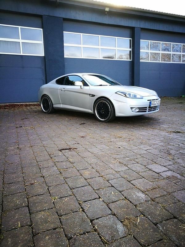 Gebraucht Hyundai S-Coupe Sport 165 PS (121 kW) 2010 Silber Coupé