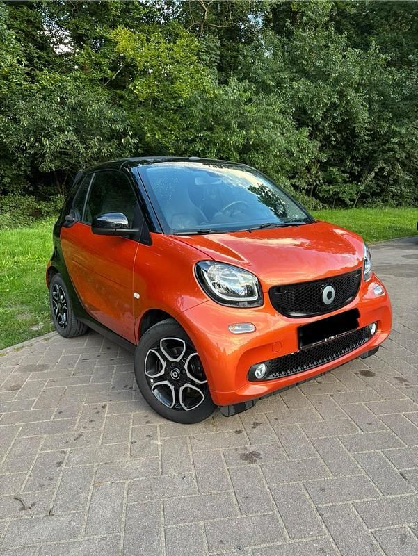 Orange Gebraucht 2016 Smart ForTwo Cabrio Passion Cabrio | 11.800 € (Fairer Preis) - Bild 1/4
