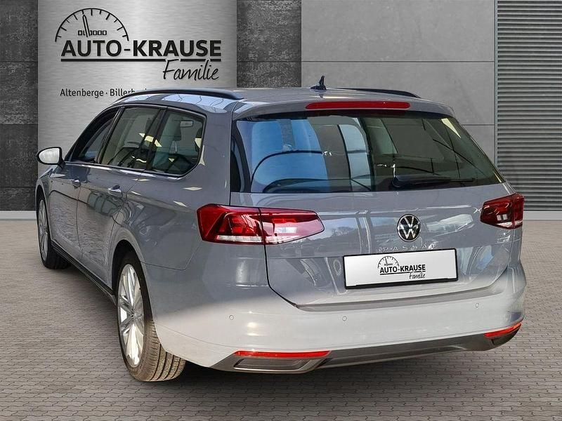 Gebraucht VW Passat Conceptline 150 PS (110 kW) 2023 Grau Kombi