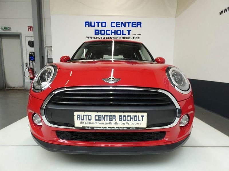 Gebraucht Mini ONE Chili 102 PS (75 kW) 2017 Rot Kleinwagen