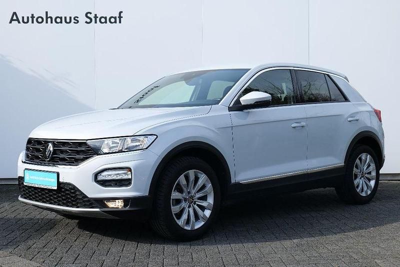 Używany VW T-Roc Active 150 KM (110 kW) 2021 Biały SUV