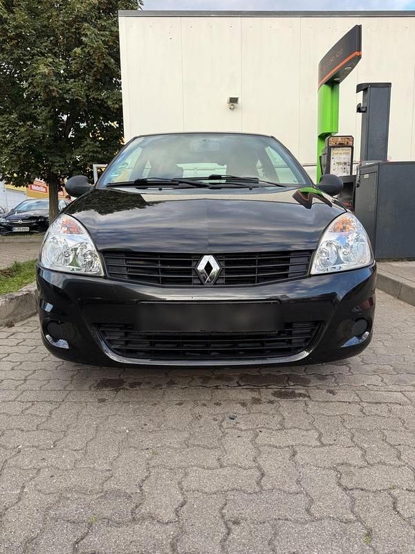 Schwarz Gebraucht 2012 Renault Clio IV Authentique Limousine | 4.600 € (Superpreis) - Bild 1/4