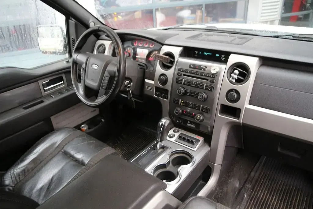 Gebraucht Ford V8 Raptor 417 PS (306 kW) 2011 Weiß SUV