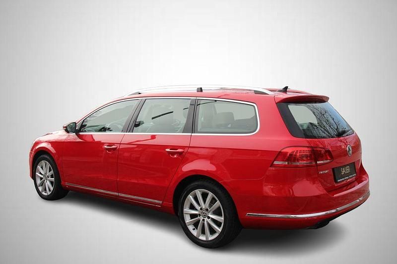 Gebraucht VW Passat Highline 160 PS (117 kW) 2012 Rot Kombi
