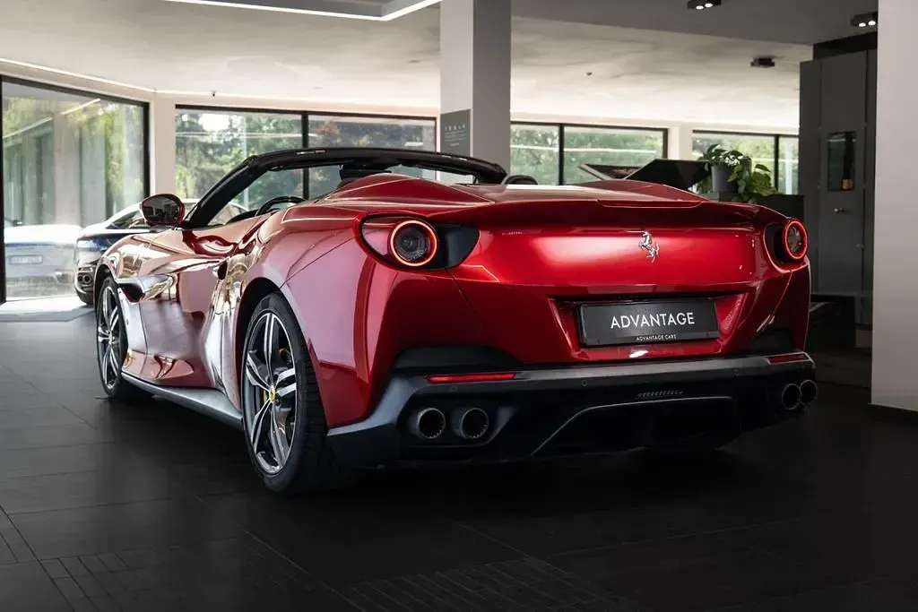 Gebraucht Ferrari Portofino 600 PS (441 kW) 2020 Rot Cabrio