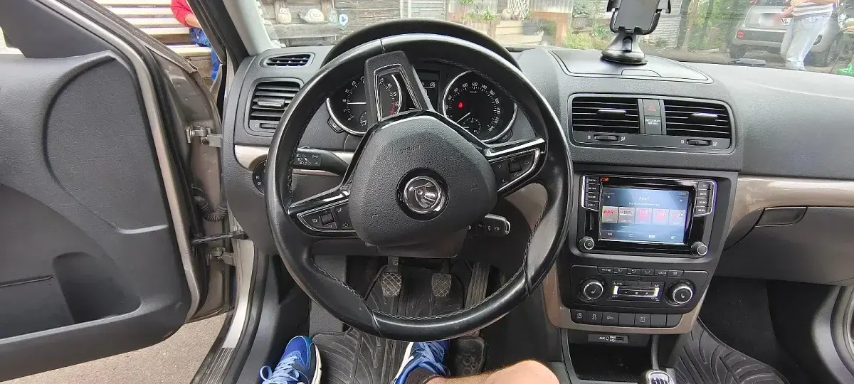Gebraucht Skoda Yeti 140 PS (102 kW) 2015 SUV