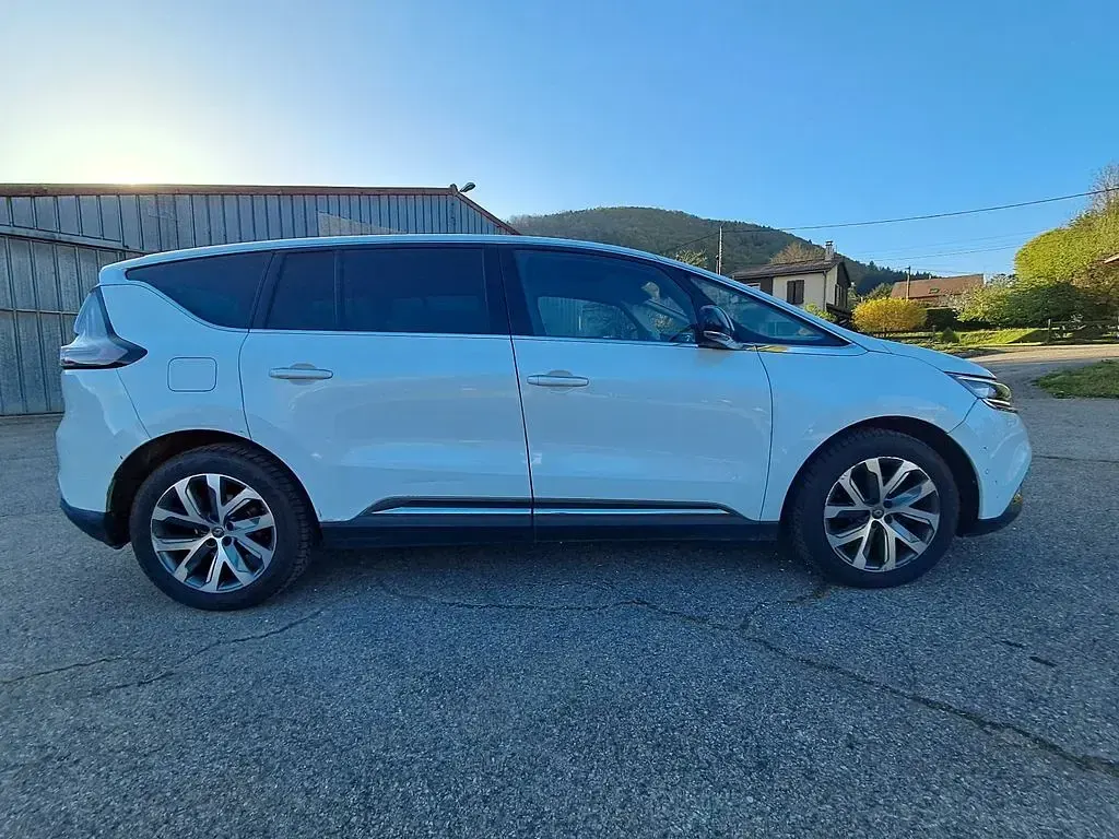 Gebraucht Renault Espace Intens 160 PS (117 kW) 2019 Weiß Van / Kleinbus