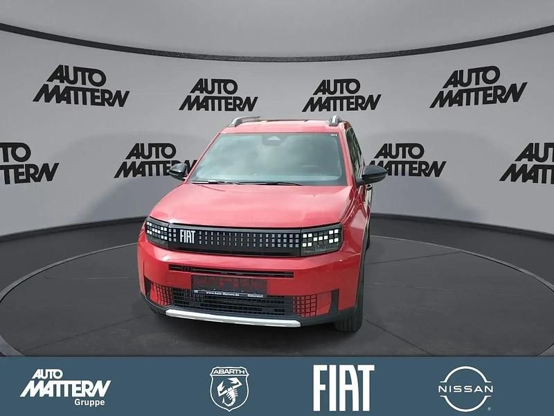 Neu Fiat Grande Panda Icon 74 PS (54 kW) 2025 Rot Kleinwagen