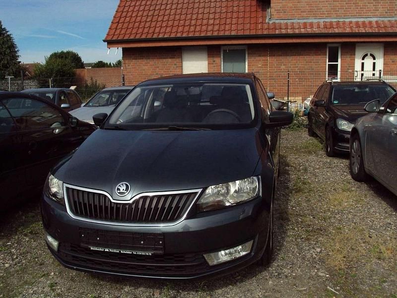 Gebraucht Skoda Rapid Active 105 PS (77 kW) 2015 Metalgrau metallic Limousine