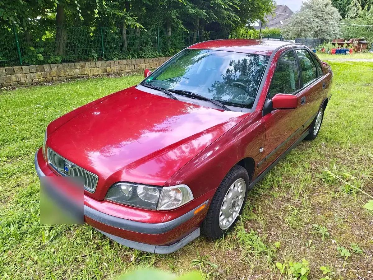 Gebraucht Volvo S40 122 PS (89 kW) 2000 Rot Limousine