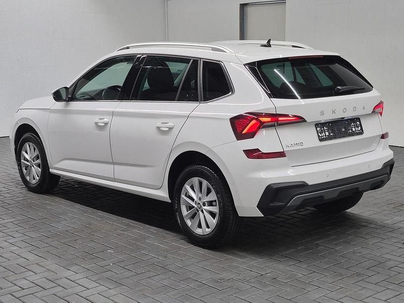 Gebraucht Skoda Kamiq 116 PS (85 kW) 2024 Candyweiss SUV