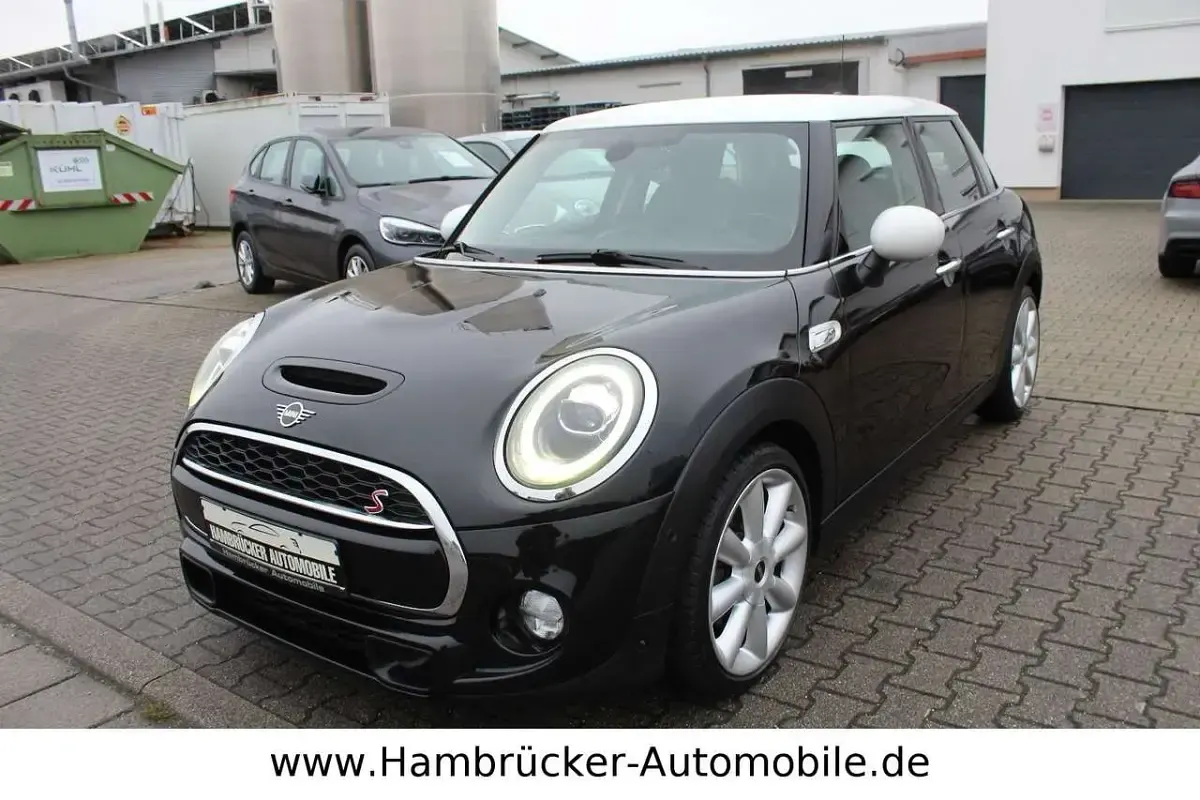 Gebraucht Mini Cooper S 192 PS (141 kW) 2019 Midnight black Kleinwagen