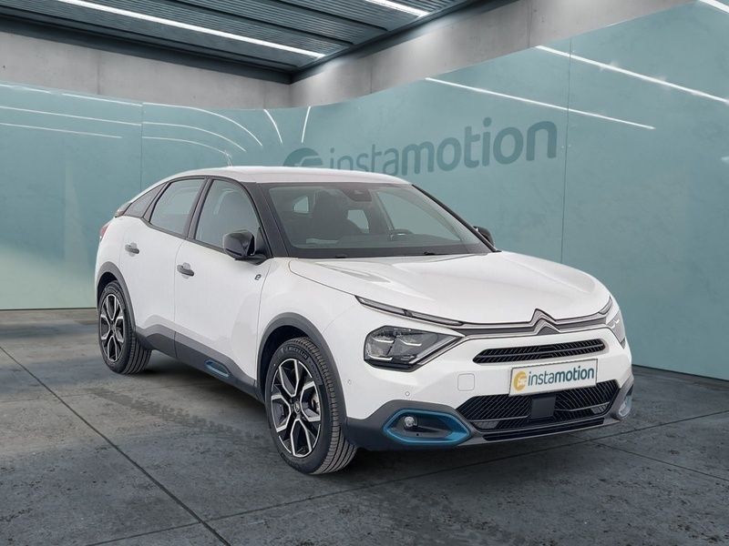 Weiß Gebraucht 2022 Citroën e-C4 Feel Limousine | 18.090 € (Fairer Preis) - Bild 1/4