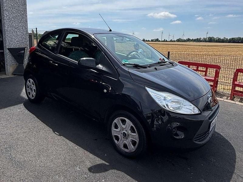 Schwarz Gebraucht 2011 Ford Ka Trend Kleinwagen | 1.800 € (Guter Preis) - Bild 1/4