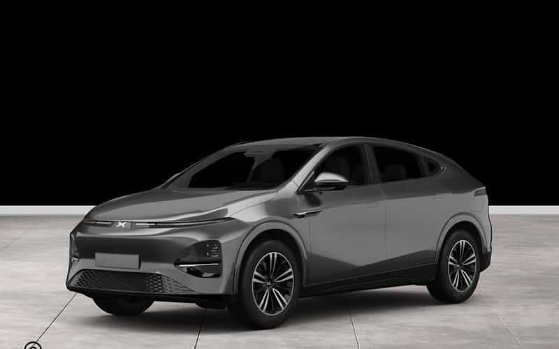 Grau Gebraucht 2025 XPENG G6 RWD Long Range SUV | 41.315 € (Etwas zu teuer) - Bild 1/4