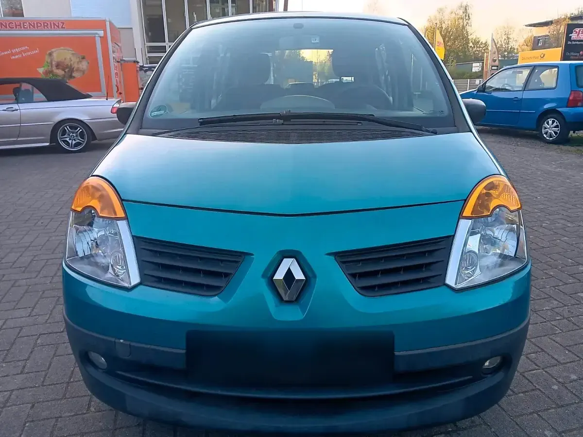 Second-hand Renault Modus 75 CP (55 kW) 2005 Albastru Monovolum