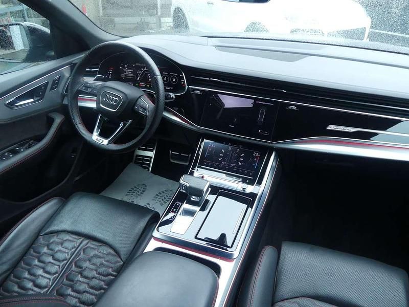Gebraucht Audi RS Q8 Basis 600 PS (441 kW) 2023 Mythosschwarz metall (metallic) SUV