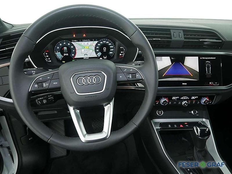 Gebraucht Audi Q3 Ambiente 150 PS (110 kW) 2025 Gletscherweiß SUV