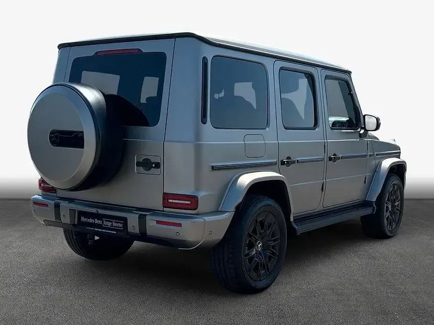 Gebraucht Mercedes G500 Exclusive 449 PS (330 kW) 2025 Grau SUV