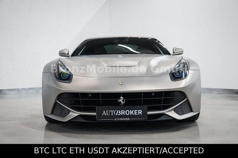 Gebraucht Ferrari F12 741 PS (545 kW) 2013 Silber
