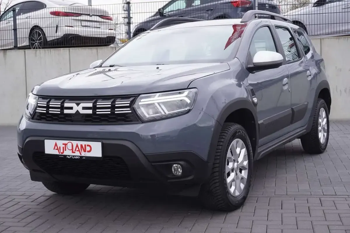 Gebraucht Dacia Duster Expression 91 PS (66 kW) 2023 Grau SUV