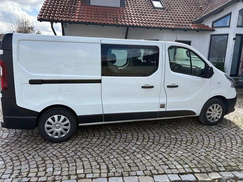 Gebraucht Renault Trafic 120 PS (88 kW) 2021 Weiß Van / Kleinbus