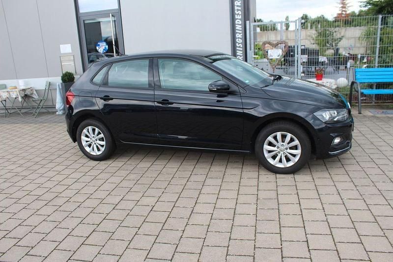 Gebraucht VW Polo Highline 95 PS (69 kW) 2018 Schwarz Limousine