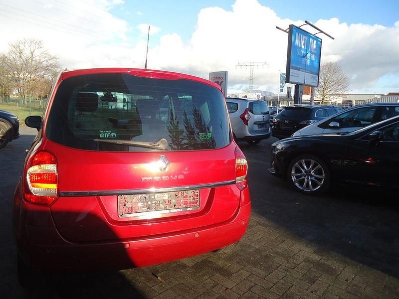 Gebraucht Renault Grand Modus Dynamique 88 PS (64 kW) 2011 Rot Van / Kleinbus