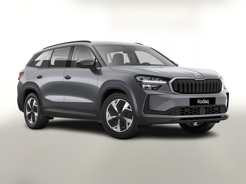 Graphite grey metallic Neu 2025 Skoda Kodiaq Selection SUV | 45.627 € (Superpreis) - Bild 1/4
